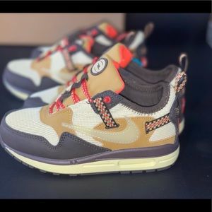 TRAVIS SCOTT X AIR MAX 1 'BAROQUE BROWN' PS sizes